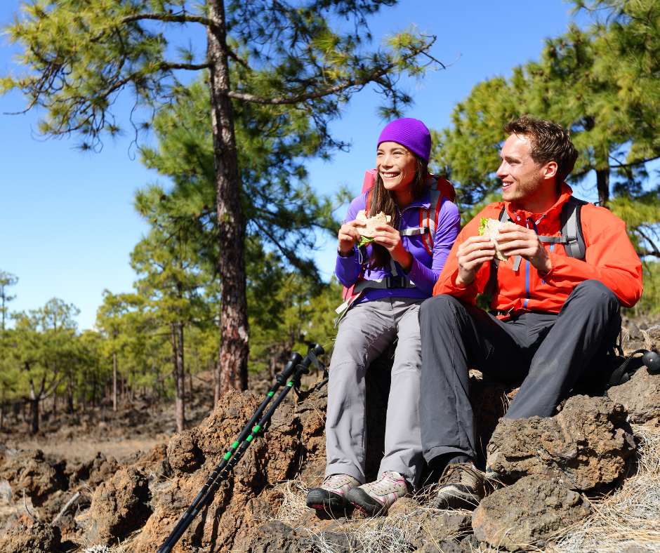 Cosa Mangiare Prima, Durante e Dopo un Trekking: mangiare insieme